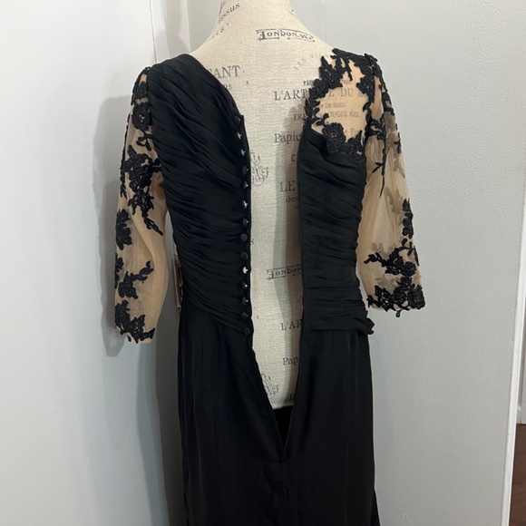 Womens Elegant Evening Gown Lace Floral Embroidered Bodycon Maxi Dress 3/4Sleeve - Picture 6 of 10